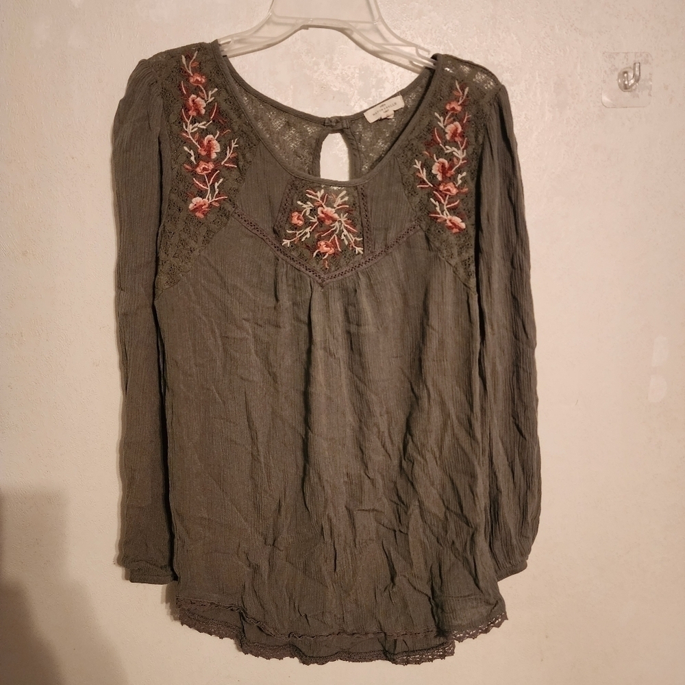 Mason & Belle Green Embroidered Floral Long Sleeve Blouse Size S